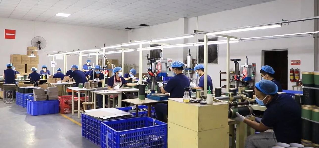 Dongguan Yongjian Paper Products Co., Ltd linha de produção do fabricante